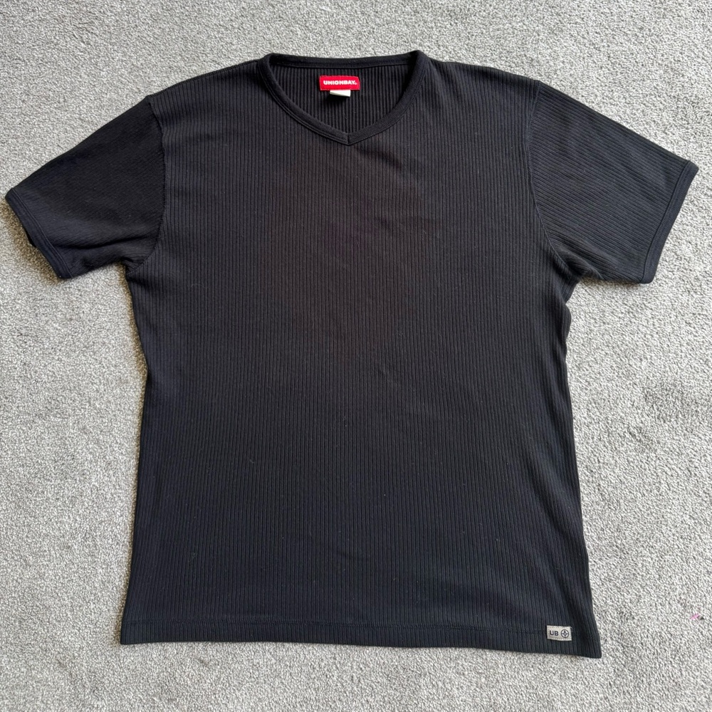 Black ribbed Union Bay shirt.